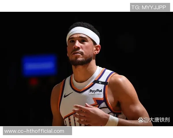 NBA官方推特为太阳队后卫布克送上真挚祝福庆祝其29岁生日快乐